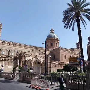 Apartament Normanni Homes, Palermo